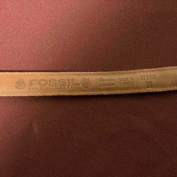 Fossil Leather Belt Women’s size small - Picture 4 of 9